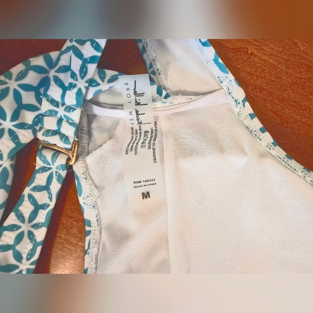 Nicole Miller Teak & White two-piece bikini swimsuit Size Medium - Picture 9 of 9
